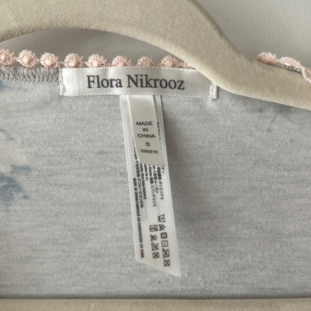 Flora Nikrooz Floral Robe - Picture 2 of 6